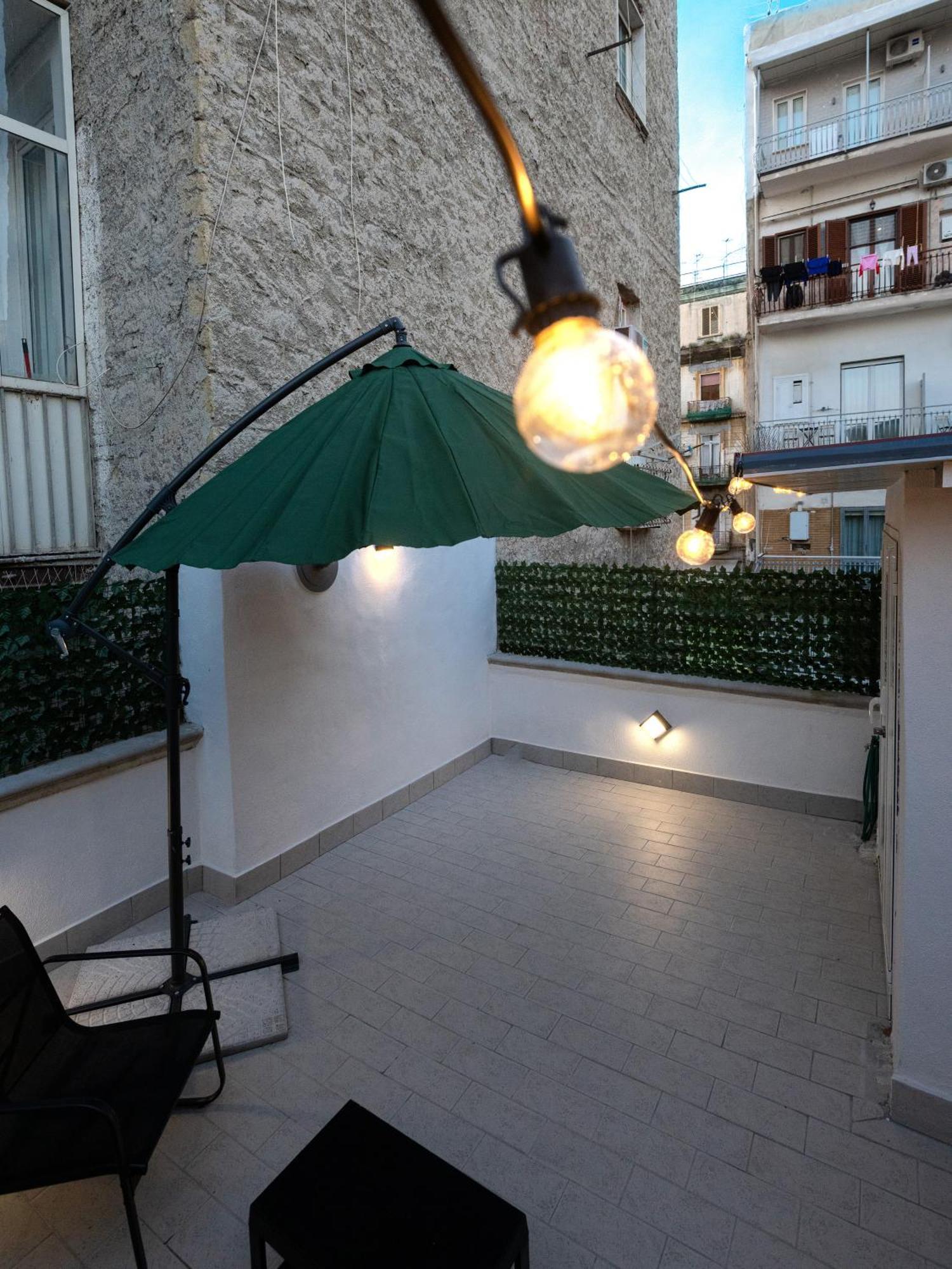 Terrazza Spaccanapoli Centro Storico Eksteriør billede